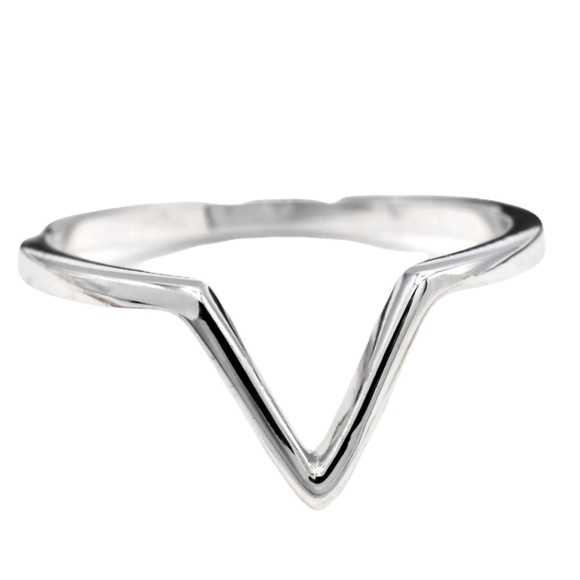 New Sterling Silver Handmade Bohemian Solid Flying V Minimalist Ring - Picture 1 of 7
